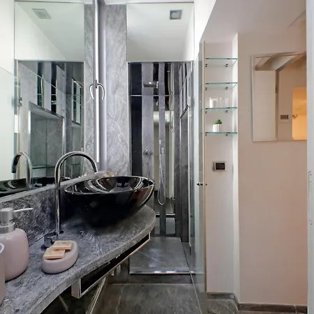 Colosseo Nei Fori Imperiali By Luxury Getaways Rome