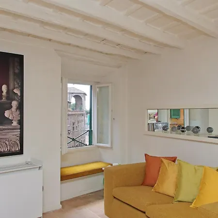 Appartement Colosseo Nei Fori Imperiali By Luxury Getaways
